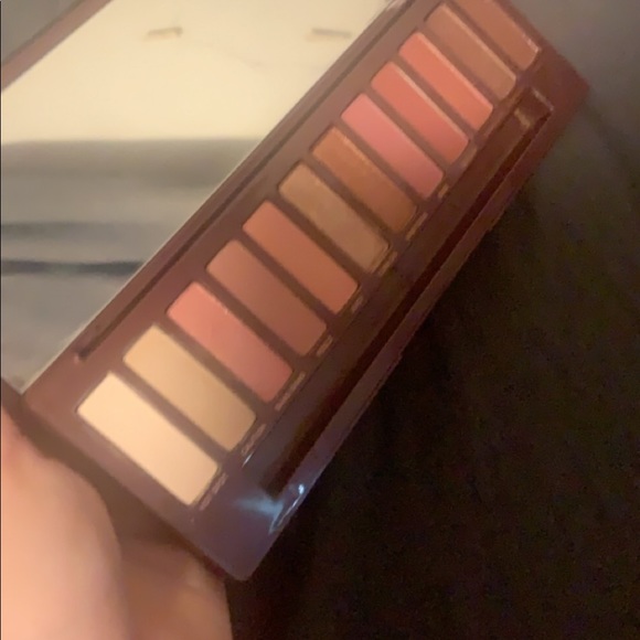 naked cherry pallet - Picture 2 of 2